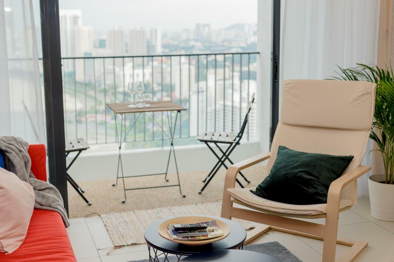 The Landmark Condo, By Sanguine George Town Esterno foto